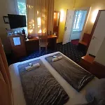 Die Villa Hotel *
