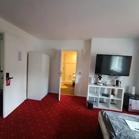 Отель Die Villa Hotel Леверкузен