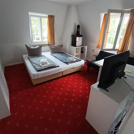 Отель Die Villa Hotel *