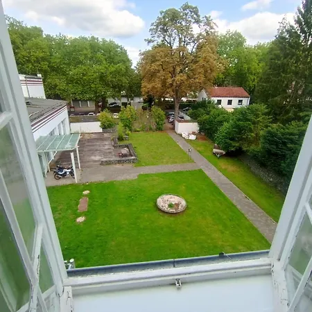 Die Villa Hotel *