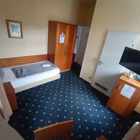 Die Villa Hotel *